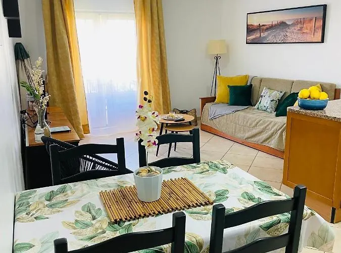 דירה Seashell Oura *