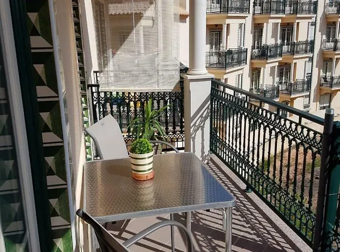 Seashell Oura דירה *